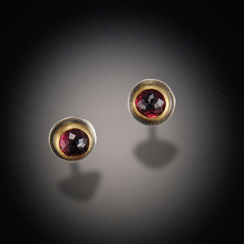 Ladies sapphire earrings-Round Garnet Stud Earrings