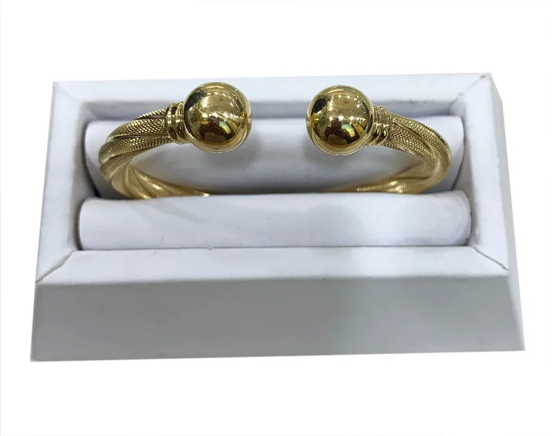 GOLD BANGLE