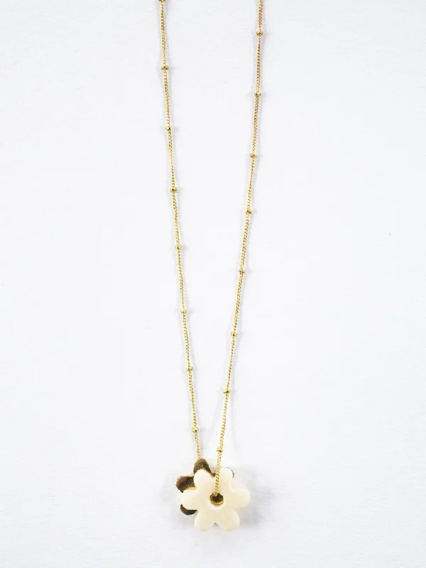 Ladies double-layer necklace-Layered Flower Necklace - Gold