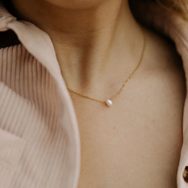 Ladies dainty necklace-Melbourne Pearl Necklace