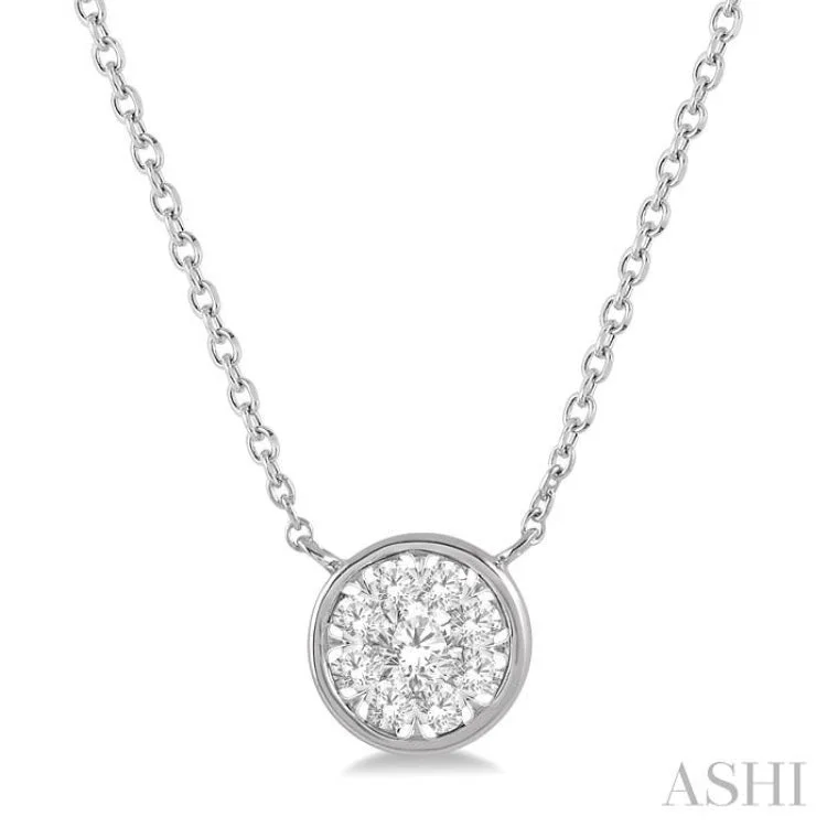 Ladies luxury diamond necklace-1/4 Ctw Round Shape Lovebright Diamond Necklace in 14K White Gold