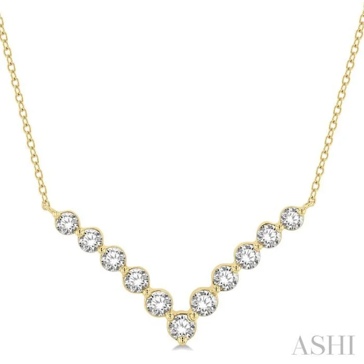 Ladies minimalist necklace-1 Ctw Chevron Round Cut Diamond Necklace in 14K Yellow Gold