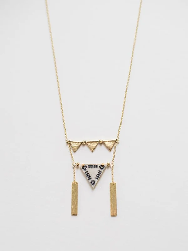 Ladies fashion chain necklace-Oblique Triangle Necklace - Gold