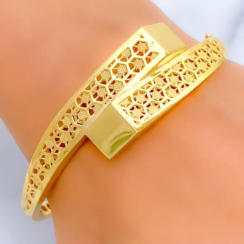 Ladies luxury bangle-Iconic Chic Timeless 22k Gold Bangle Bracelet