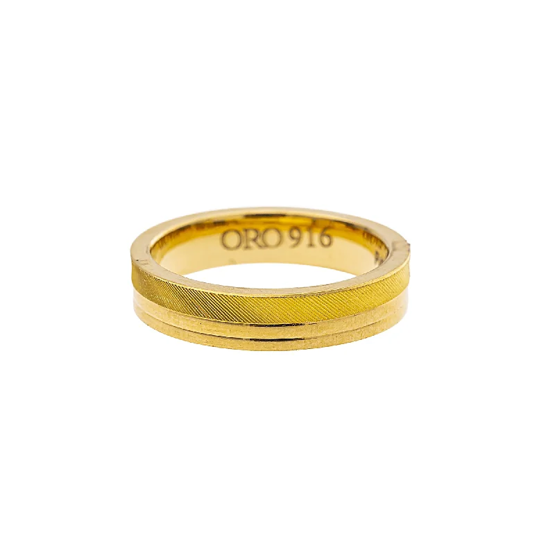 Ladies wedding ring set-22K Yellow Gold Ring (5.6gm)