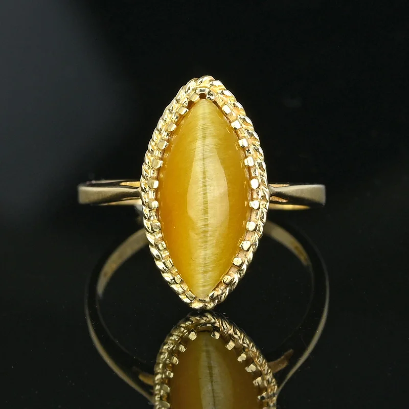 Ladies sapphire-studded ring-Vintage 14K Gold Marquise Tiger's Eye Ring