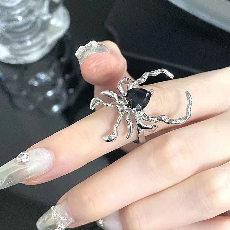 Big Spider Love Ring