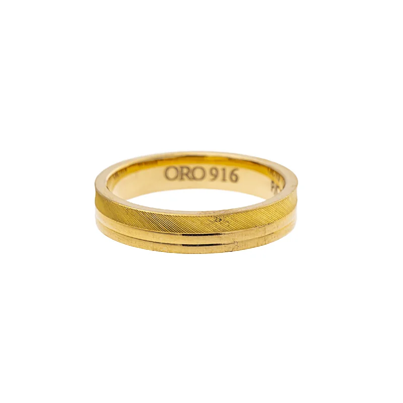 Ladies classic wedding ring-22K Yellow Gold Ring (6.9gm)