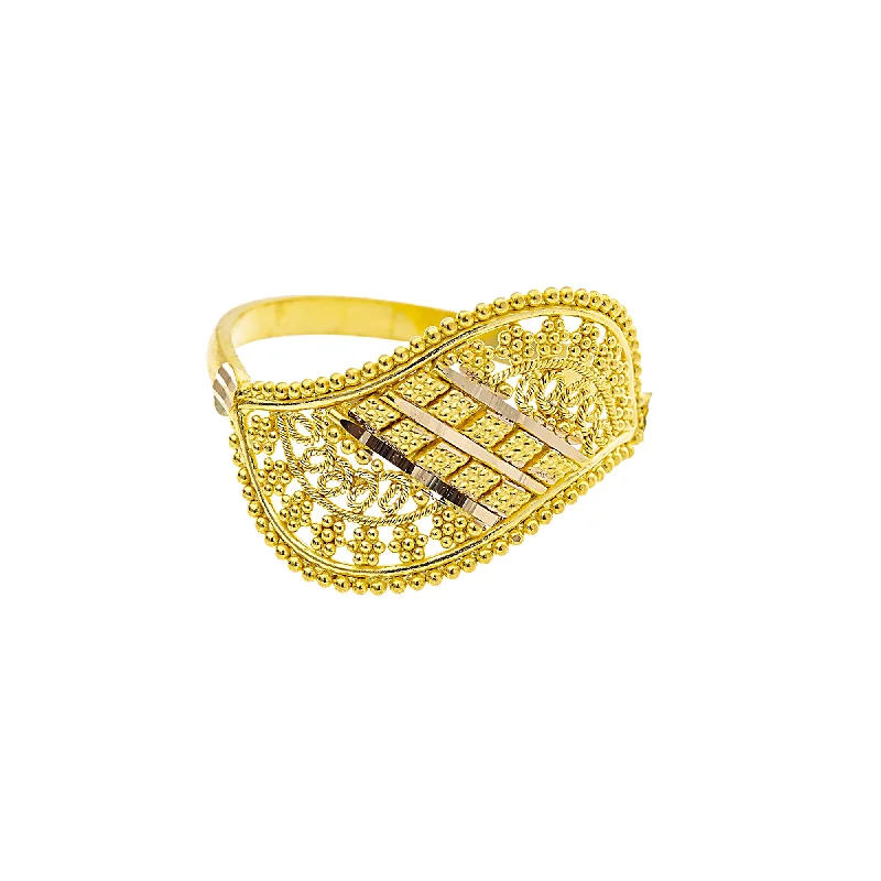 Ladies cocktail ring-22K Yellow Gold Cocktail Ring (2.7gm)