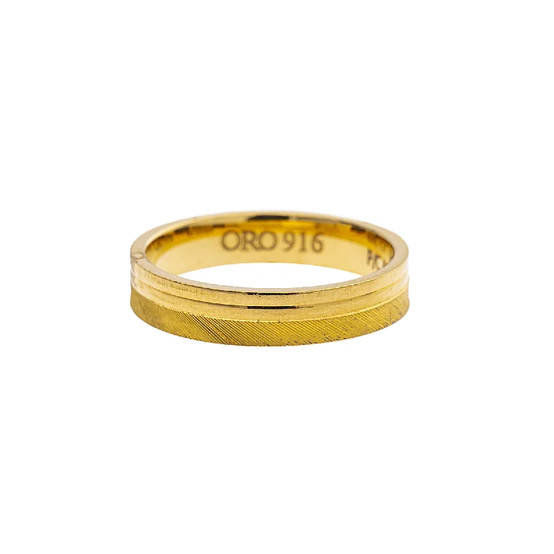 Ladies men’s and women’s rings-22K Yellow Gold Ring (5.8gm)