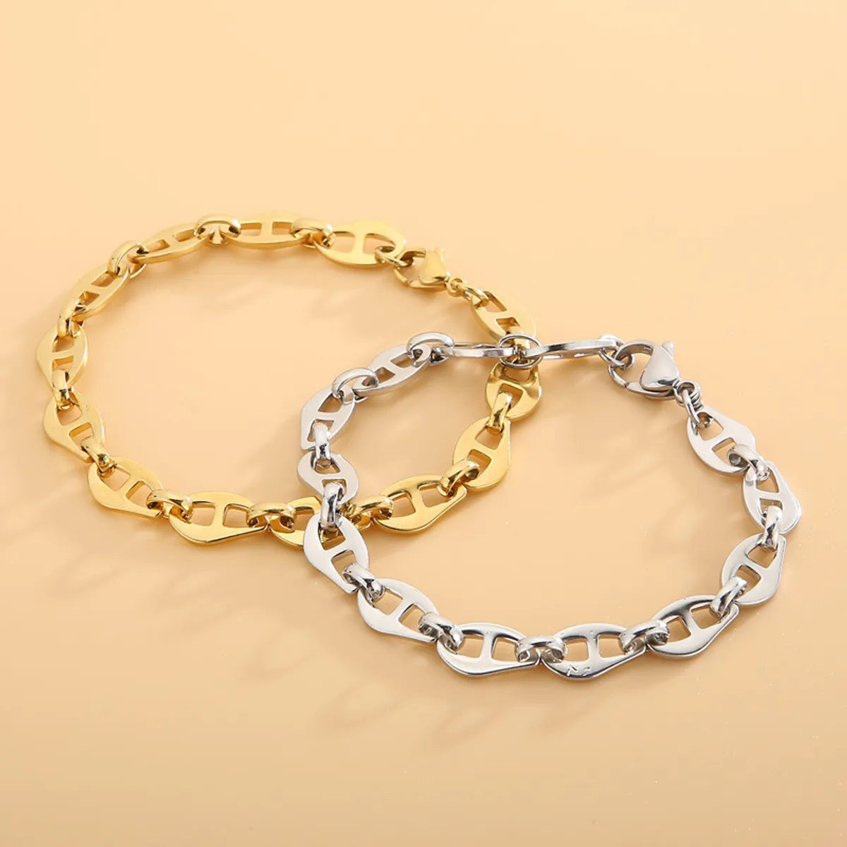 Ladies friendship bracelet-Europe America Geometric Chain 18k Gold-plated Necklace Bracelet Stainless Steel Jewelry